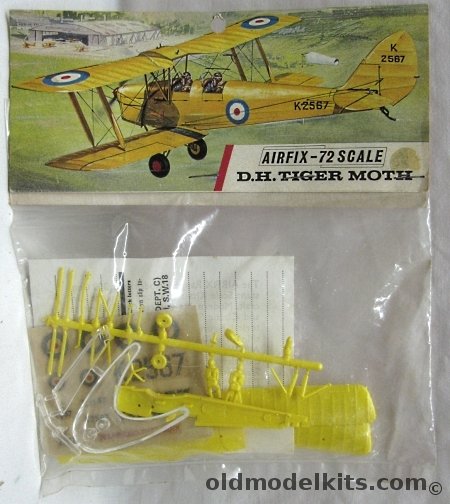 Airfix 1/72 DH Tiger Moth Bagged, 95 plastic model kit